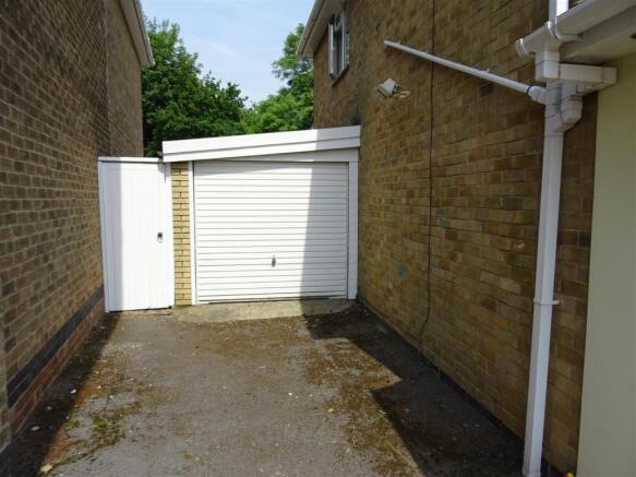 Single Garage