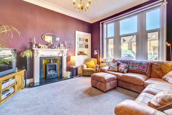 House in Dumbarton, West Dunbartonshire - View 4