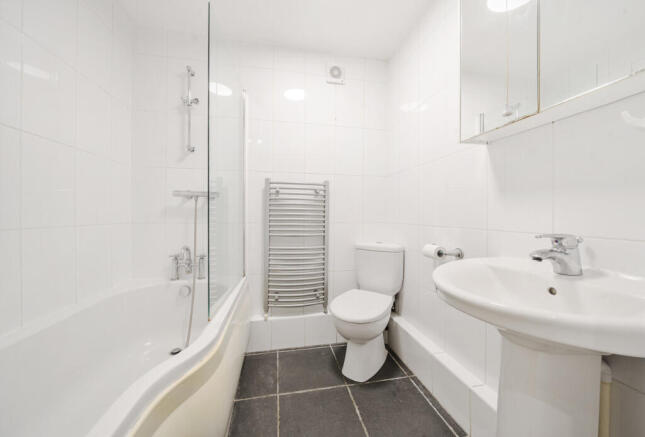 1402604-2-696f583...