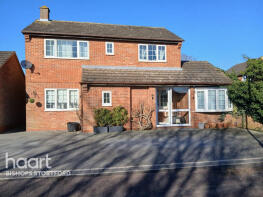 29, Penningtons, Bishop's Stortford CM23 4LE