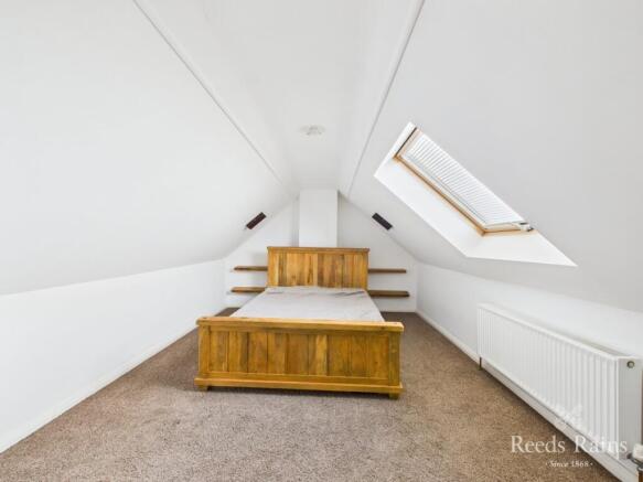 3 bed Semi-Detached for sale Image 3