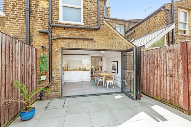 30213_moveli___136_elsley_road___13_lo.jpg