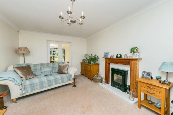 4 bed Detached for sale Image 10