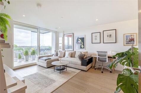 Upper Richmond Road, Putney, London, SW15