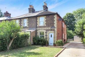 7, Magazine Cottages, Old Manor Lane, Guildford GU4 8NE