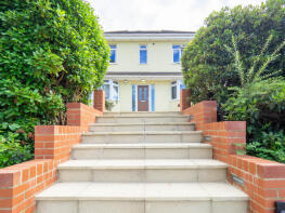 177, Dashwood Avenue, High Wycombe HP12 3DB