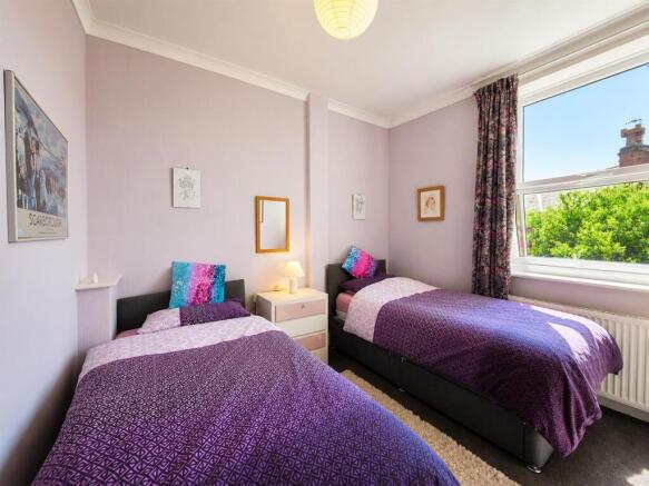 4 bed End of Terrace for sale Image 9