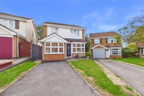 Fulmar Close, Basingstoke, Hampshire, RG22