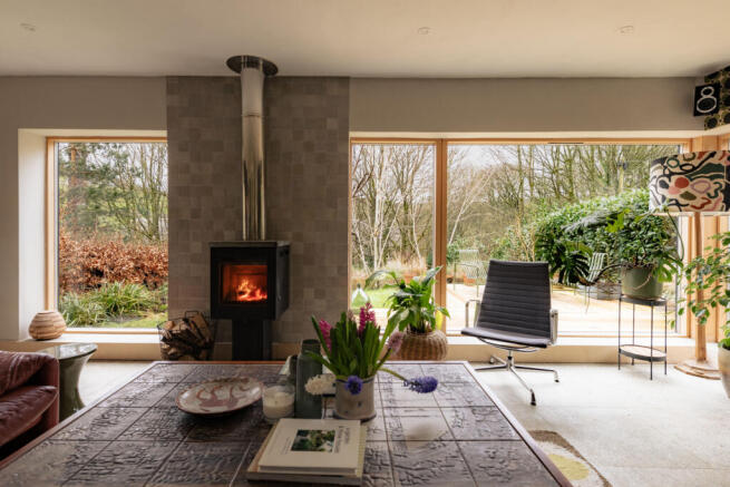 330492 - 10 Yew Tree Lane 11.jpg