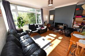 10, Headingley Crescent, Headingley, Leeds LS6 3EH