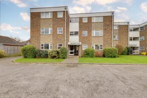 25, Wadhurst Court, Rugby Road, Heene, Worthing BN11 4QX