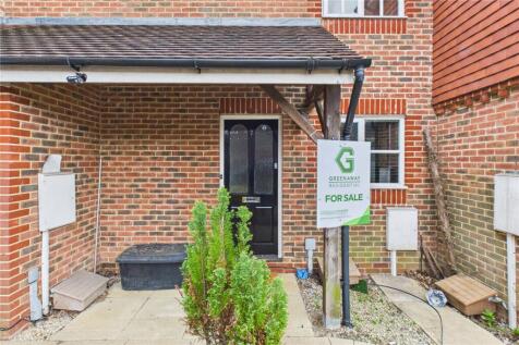 Tanners Mead, Edenbridge, Kent, TN8