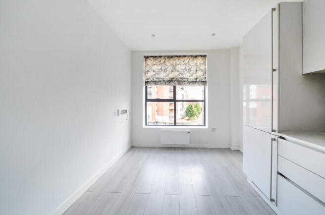 1303730-12-68486b...