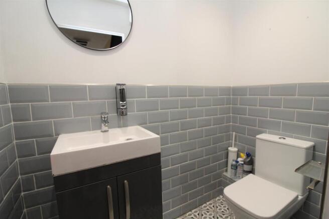 Cloakroom.JPG