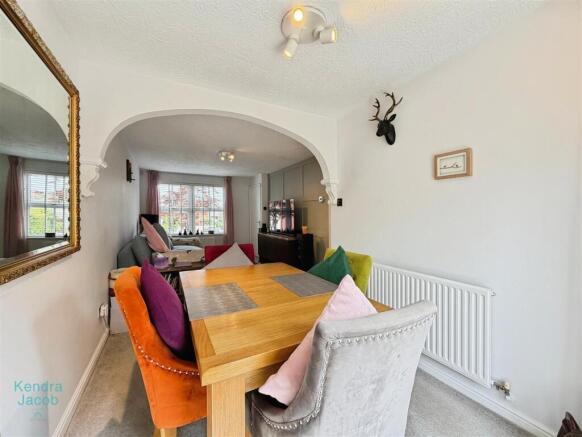 3 bed Detached for sale Image 5