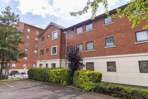 94, Henke Court, Butetown, Cardiff CF10 4EB