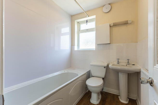 2 bed Terraced for sale Image 11