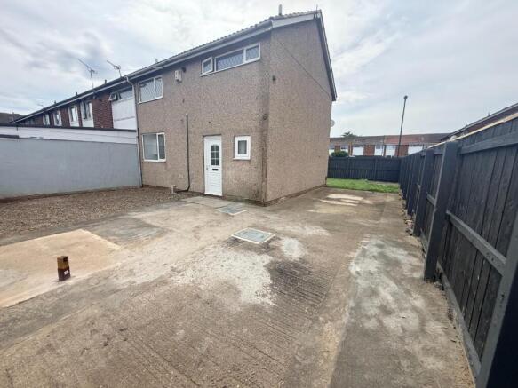 3 bed End of Terrace to rent Image 5