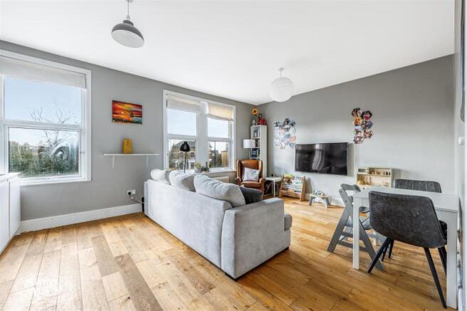 7C Churchfield Road-4.jpg