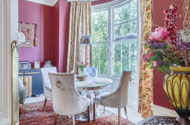Living/Dining Area