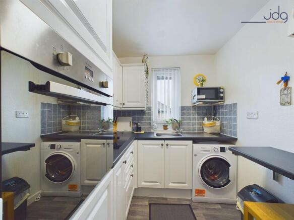 Modern Kitchen 2