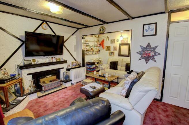 Lounge (alt view)