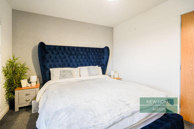 3 bed Terraced for sale Image 11