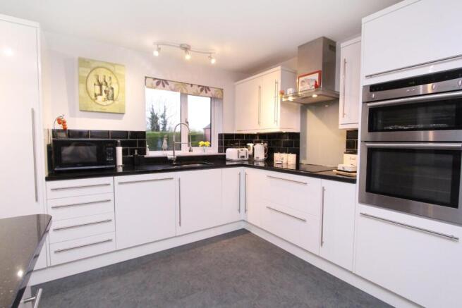 Fitted Kitchen
