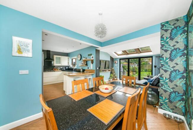 DINING KITCHEN