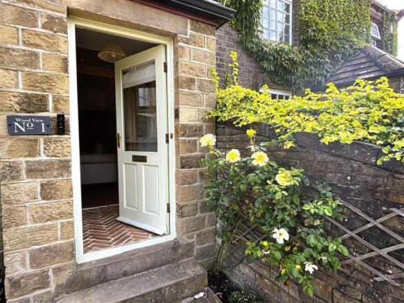 3 bed Terraced for sale Image 7