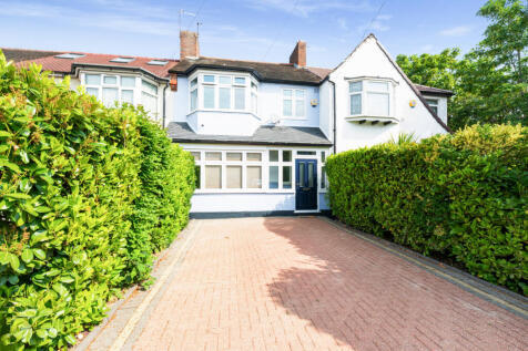 Maycross Avenue, Morden, SM4