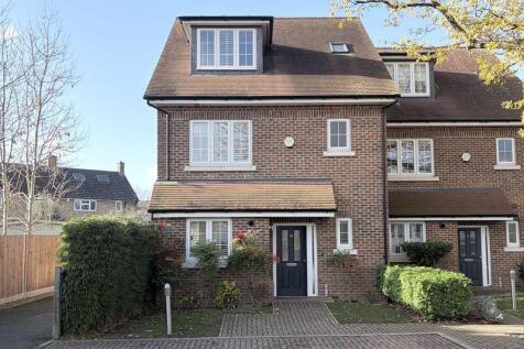 Glade Gardens, Shirley