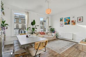 First Floor Flat, 60, Pyrland Road, London N5 2JD
