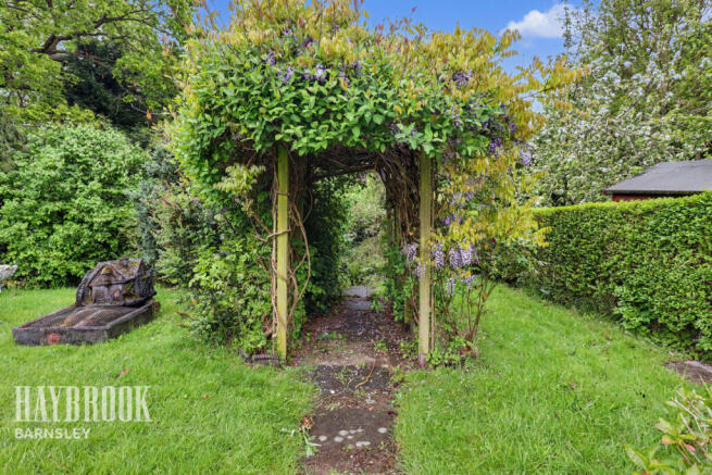 2 bed Detached Bungalow for sale Image 11