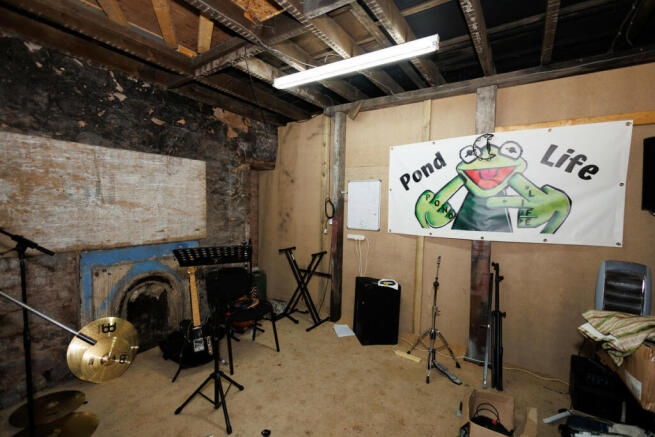 Photo 23