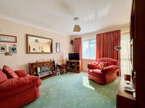 Osbern Close, Bexhill-on-Sea, TN39 photo 4
