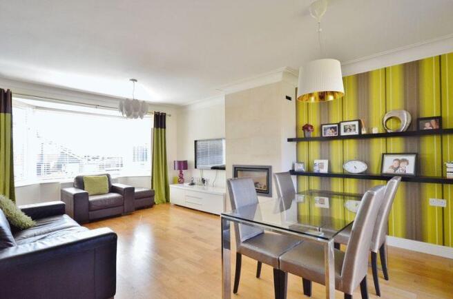Lounge/diner