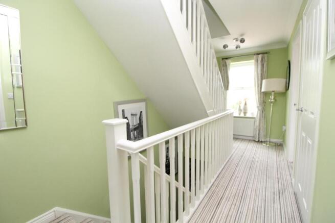 FIRST FLOOR LANDING