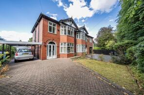 26, Kempnough Hall Road, Worsley M28 2GN