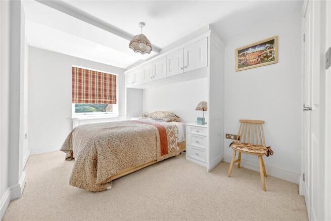 3 bed Apartment for sale Image 11