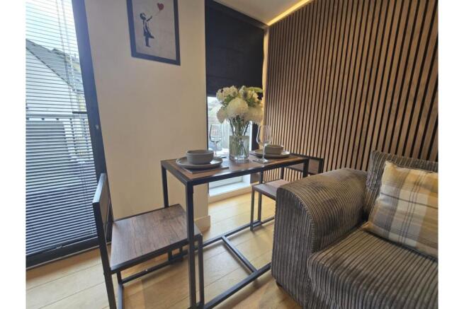 2 bed Town House for sale Image 4