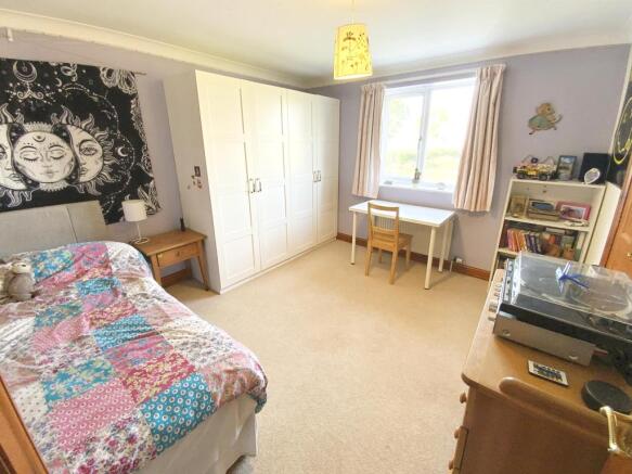 En-suite bedroom