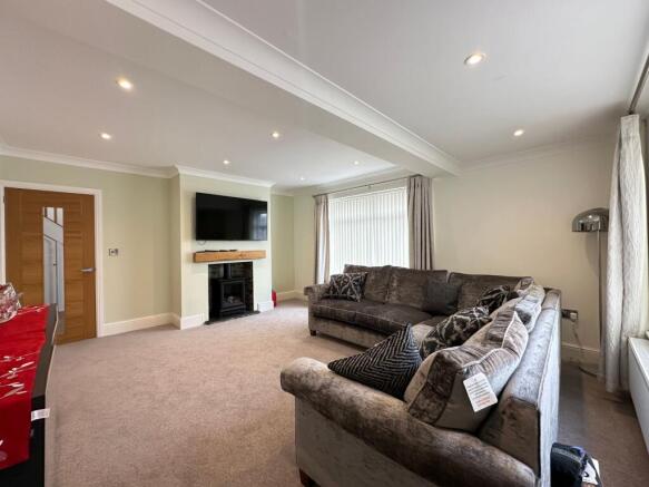 3 bed Detached for sale Image 4