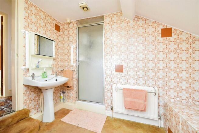 3 bed Semi-Detached for sale Image 6