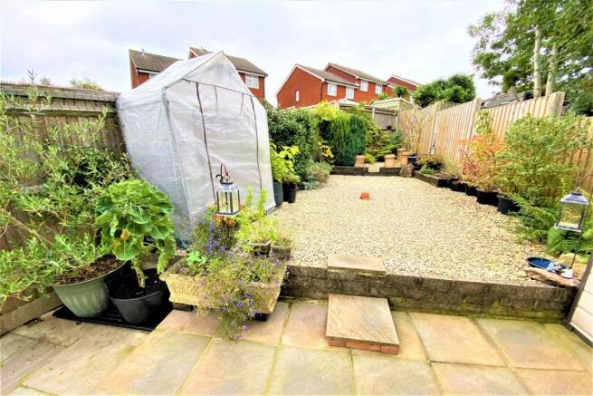 Garden/Patio Area