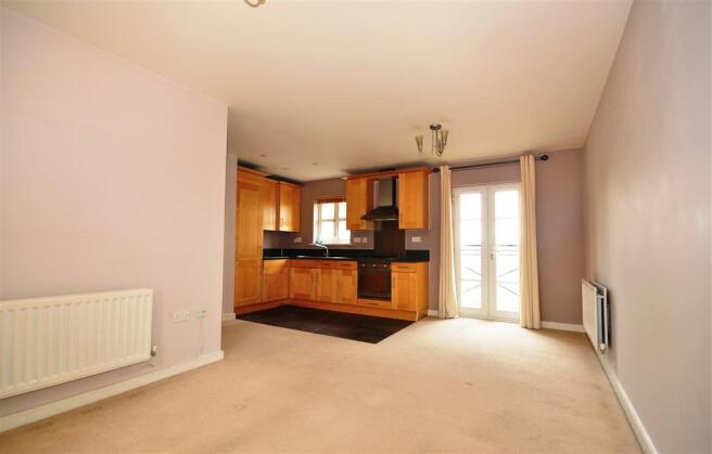 Lounge/Kitchen