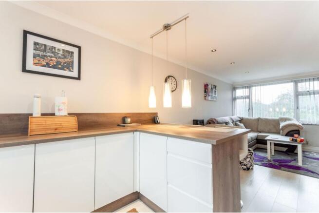 Lounge / Kitchen