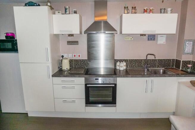 Lounge / Kitchen