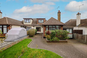 19, Porlock Avenue, Westcliff-on-sea SS0 0EA