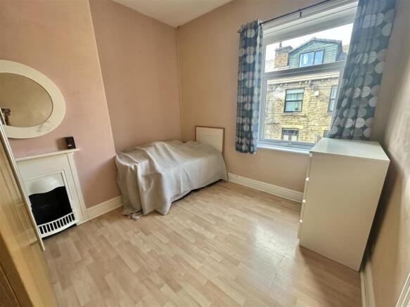 2 bed Terraced for sale Image 5